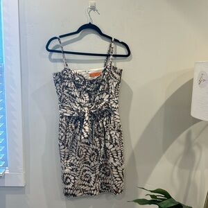 Cynthia Steffe mini front tie Dress with pocket ✨✨SZ 8